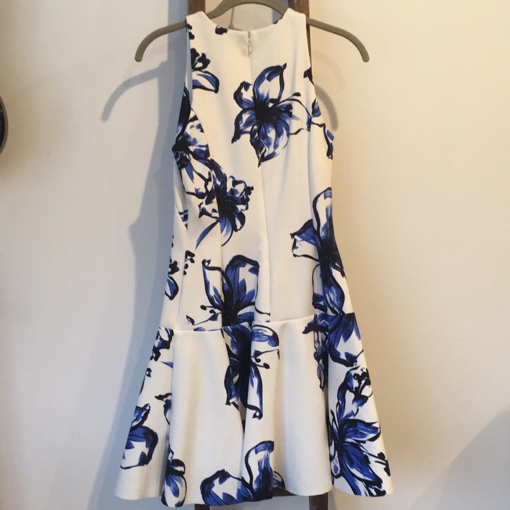 Lauren Ralph Lauren SZ 4 neoprene floral dress - Picture 3 of 7